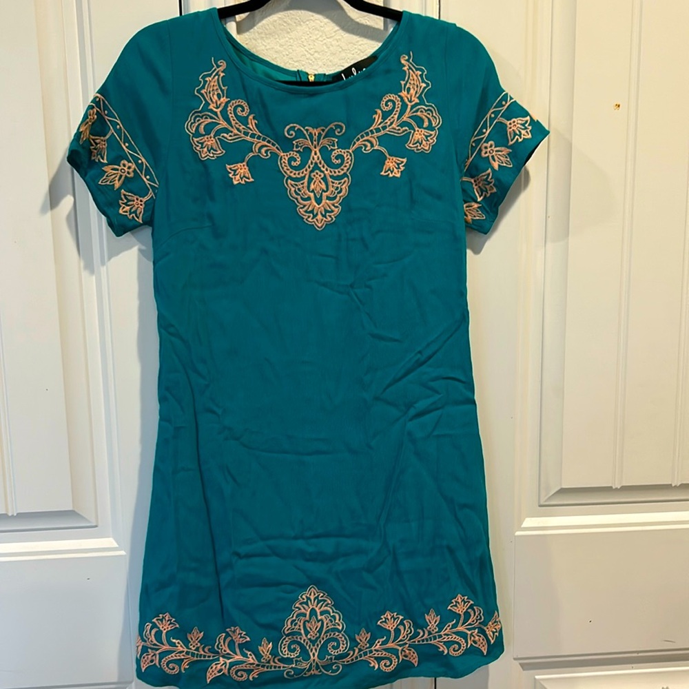 Lulu’s shift dress Sz small
